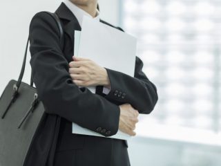 転職や退職をすることになったら企業型確定拠出年金はどうするの？