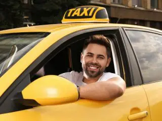 定年後は「タクシードライバー」として働きたいです。自分のペースで働けるためおすすめと聞きましたが本当でしょうか？ 年収はどのくらいですか？