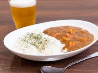 毎日コンビニ or レトルト生活を1ヶ月続けたら、食費はいくらくらいかかる？