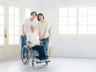年老いた親とどう向き合って介護に取り組むか