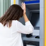 ATMでの還付金詐欺、被害を防ぐシンプルな3つの手段とは？