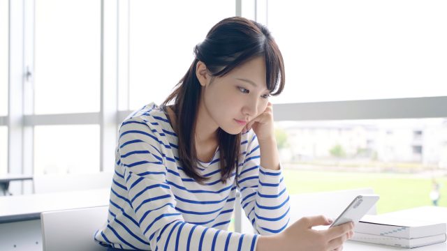 日本学生支援機構の貸与奨学金　予約時に入力した項目は変更できる？