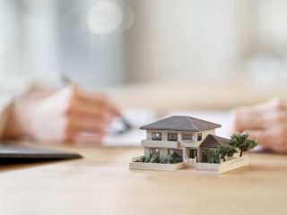 定年後は最低賃金で働き「月給17万円」に…住宅ローンが払えない場合はどうすればいい？