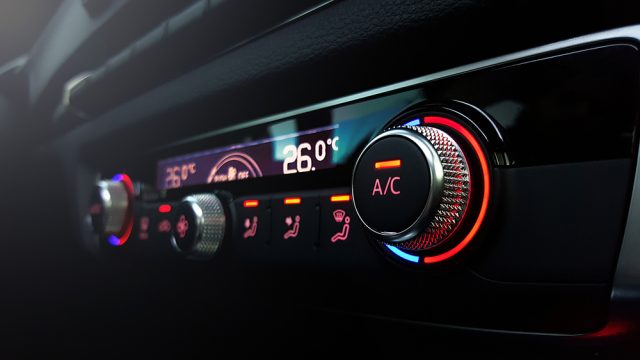 冬は「車のエアコン」が燃費に影響しないって本当？ 節約方法も確認
