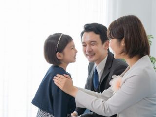 「慶應幼稚舎」から大学までの費用はいくら？「保護者の年収」についても解説