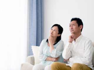 60歳から年金を受給すると受取額が減るから損っていうけど、そんなに減るものなの？