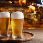 【朗報】家計を圧迫しがちな毎晩の「ビール代」が今後安くなるって本当？