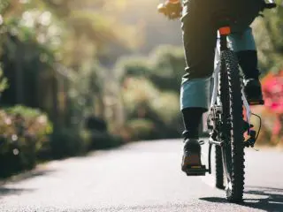 自転車事故で重症の歩行者数、増加。自転車保険、入ってますか？