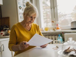 月の年金「9万」ってヤバいですか？ 払ってなかった時期があります。今からでも増やす方法はあるのでしょうか？