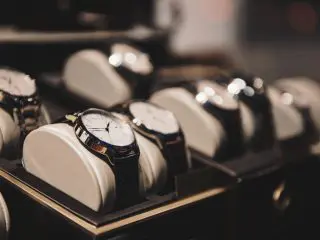 【高級腕時計】「正直、値上げは大歓迎」。時計オーナーがほくそ笑む理由とは？