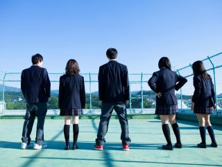 8人家族ですが、子ども6人全員を「私立高校」に入れた場合と、「公立高校」に入れた場合でどのくらい学費に差が付きますか？