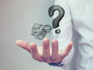 「老後は年金だけ」で暮らせるのは現役時代の年収がいくらの人？