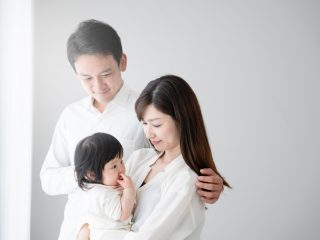 「こども家庭庁」が2023年4月に発足！子育てに関する給付金の変更点をわかりやすく解説