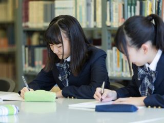 子どもを「私立高校」に通わせたい！「年収580万」は無償化の対象になる？