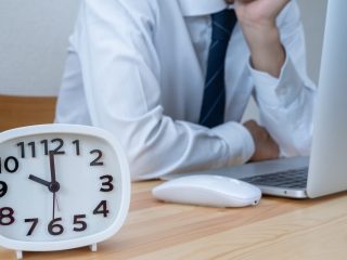 1日の残業「平均2時間」は多い？「3割」の企業は残業がないって本当？