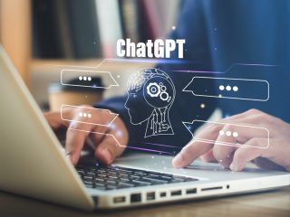 話題の「ChatGPT」を使いこなしてお小遣い稼ぎはできるのか？