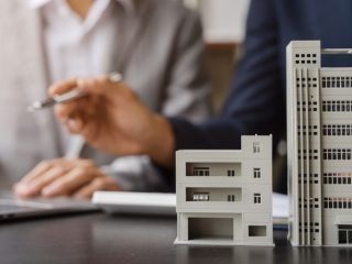 おひとりさまで「年収360万」、老後が不安で「マンション購入」を考えています。「3000万円以下」なら大丈夫ですか？