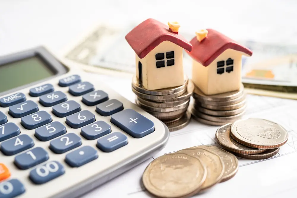 住宅ローンが支払えない…。「任意売却」を選択するとどうなる？ 競売との違いは？