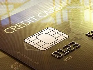 高齢者でも「クレジットカード」を作れる？ 作成のメリットや注意点を解説