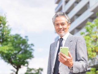 一定月収以上で年金停止！ 老後も稼ぎたいなら知っておきたい「在職老齢年金制度」