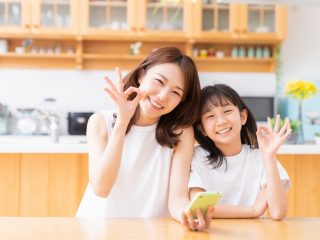 学校生活に慣れてきた子どもに「スマホを持たせたい」人必見！格安でキッズ携帯を契約する方法