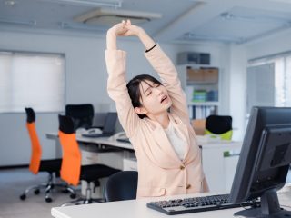 繁忙期なので「1時間前」に出社！「朝残業」に残業代は出る？