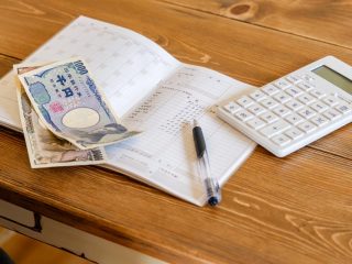 1人暮らしで食費は「4万円」です。あと1万円下げるにはどうすればいいですか？