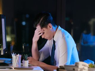 よく聞く「固定残業制」には要注意？転職や就職で固定残業に気を付けるべき理由を解説