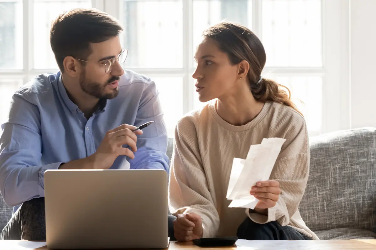 夫の「おごり癖」に悩む妻。家計のバランスを保ちつつ夫婦で理解しあう方法は？