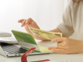 生活において、まとまった資金が必要なときはどんなケース？ お金を貯めるコツは？