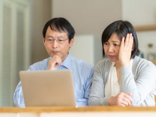 夫婦2人、将来の年金額は「21万円」です。住宅ローンは完済しましたが、それでも生活は苦しいでしょうか？