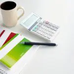 実家に帰省して、子ども時代の「通帳」を見つけました。「20万円」入っていますが、引き出しは可能ですか？