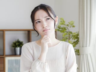 兄が就職しましたが、実家に「3万円」しか入れてません。これって少なくないですか？