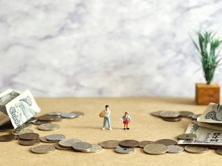 【児童手当】世帯によって月額に5000円の「差」が出るのはなぜ？なかには全くもらえないケースも!?