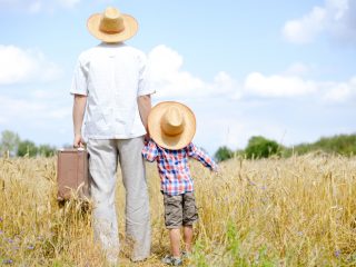 帰省時に子どもが「お盆玉」をもらいました。お返しなどは必要ですか？