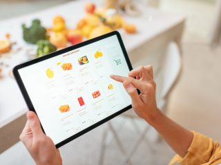 「レジ横商品の誘惑がない」ネットスーパーを上手に使えば節約につながる？