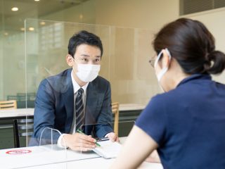 30代男性の隣人が「生活保護」を受給していると聞きました。まだ働けるように見えるけど…受給できる条件って何でしょうか？