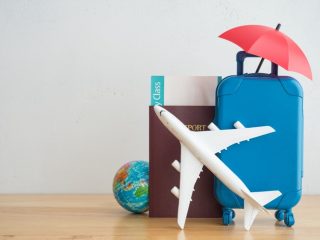 国内旅行でも「旅行保険」は加入したほうがいい？ 加入済みの「医療保険」や「生命保険」とはどう違うの？