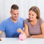 「40代夫婦」で貯金は100万円です。これって少ないですか…？今から始められる貯蓄方法はありますか？