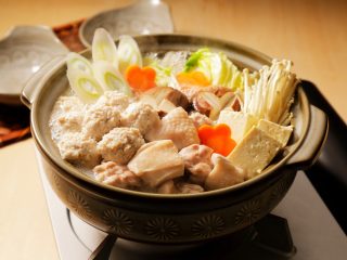 冬といえば鍋！節約料理の代表だけれども「栄養面」が心配…毎日食べても問題ない？