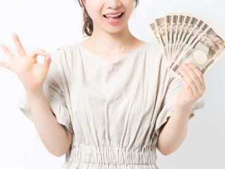 「大企業」と「中小企業」の年収差はどれくらい？ 貯蓄額は「約800万円」の差という結果に！