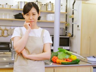 パート先で有休を申請したら、「代わりに土曜に出勤して」と言われました…シフト制だと有休は取れませんか？ パートだから取れないのでしょうか？