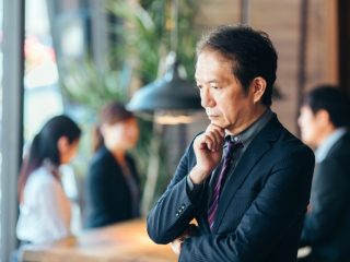 65歳以降も仕事を続けて「月17万円」稼ぐ予定だけど、働いていると年金はもらえない？「損しない働き方」を確認