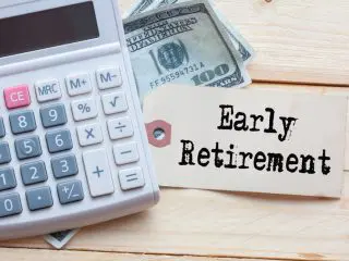貯蓄が「2000万円」になりました。50歳ですが早期退職しても老後安心して暮らせますか？