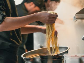 【前年比250％増】「ラーメン屋さん」の倒産は年間最多ペース？ 倒産状況・原因を解説