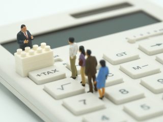 日本の平均年収と中央値はいくら？10年前とはどれくらい違うのか？