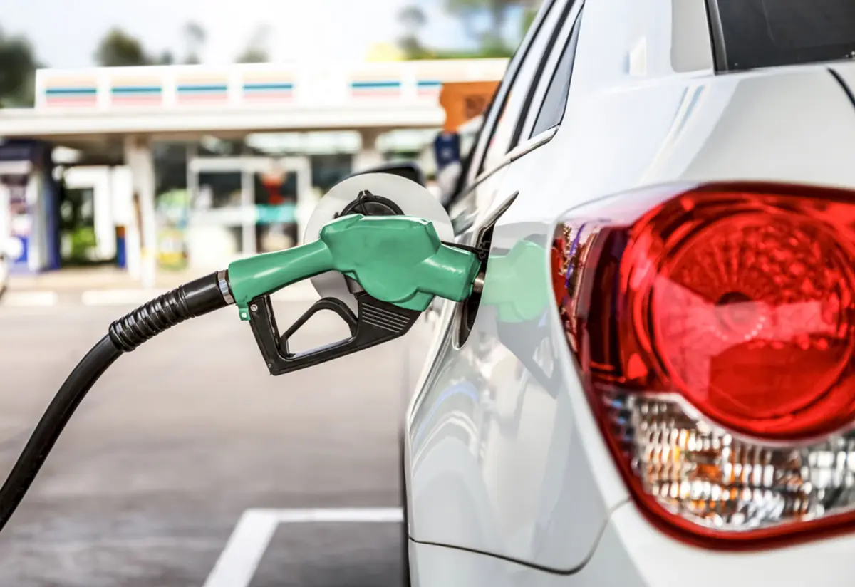 2023年11月末時点での「ガソリン価格」はいくら？ガソリンを安く買うためにすべきこととは？
