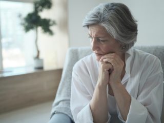 65歳で年金は「月5万円」、生活保護はいくら受給できる？ 受給額はどう決まる？ 要件を含め解説