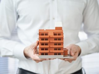 足立区で「マンション購入」ってリスクが高いですか？ 良い物件を見つけたのですが、水害が心配です。川から距離があれば大丈夫でしょうか？