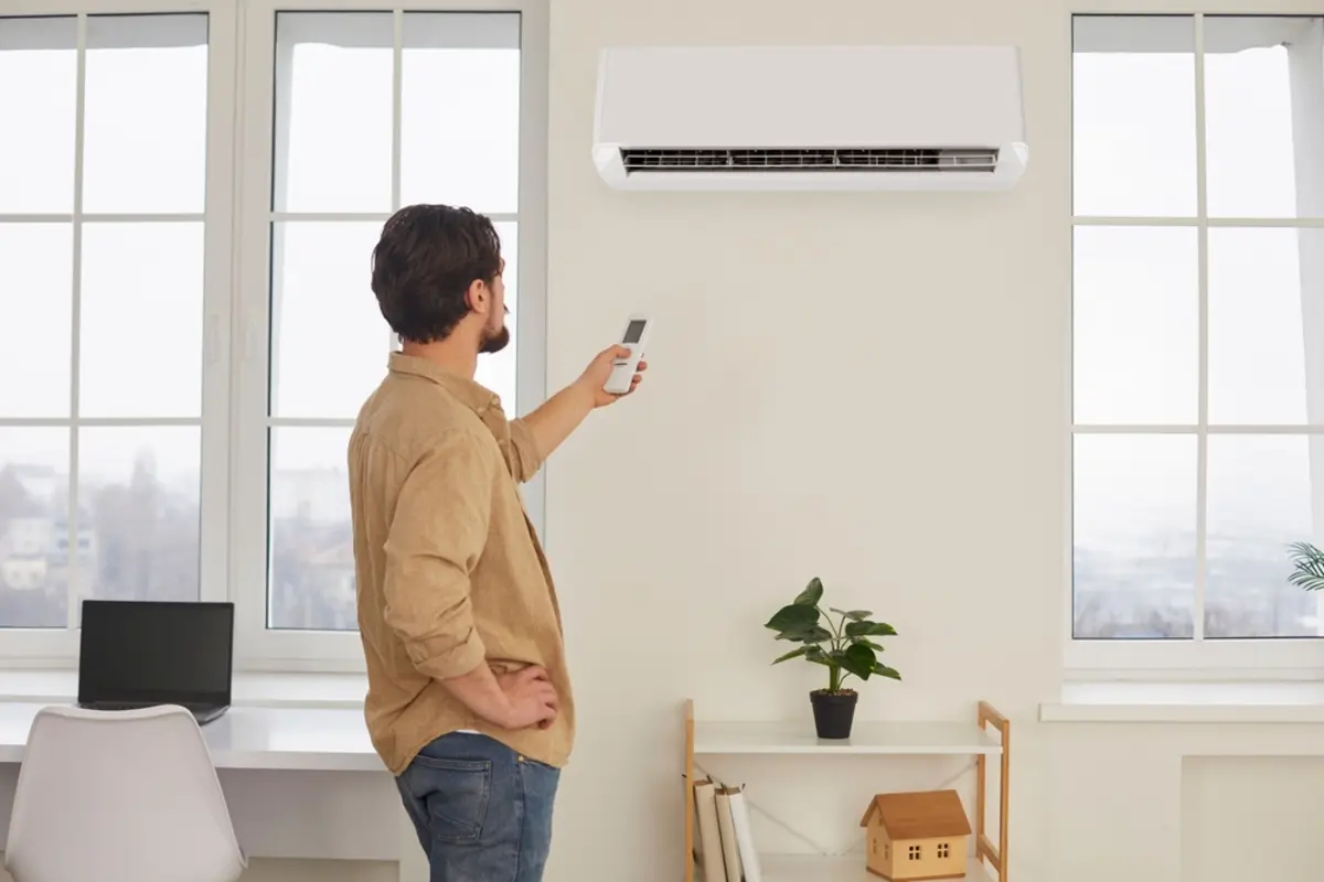エアコンの「暖房」を10時間つけっぱなしにすると、電気代はいくらになりますか？